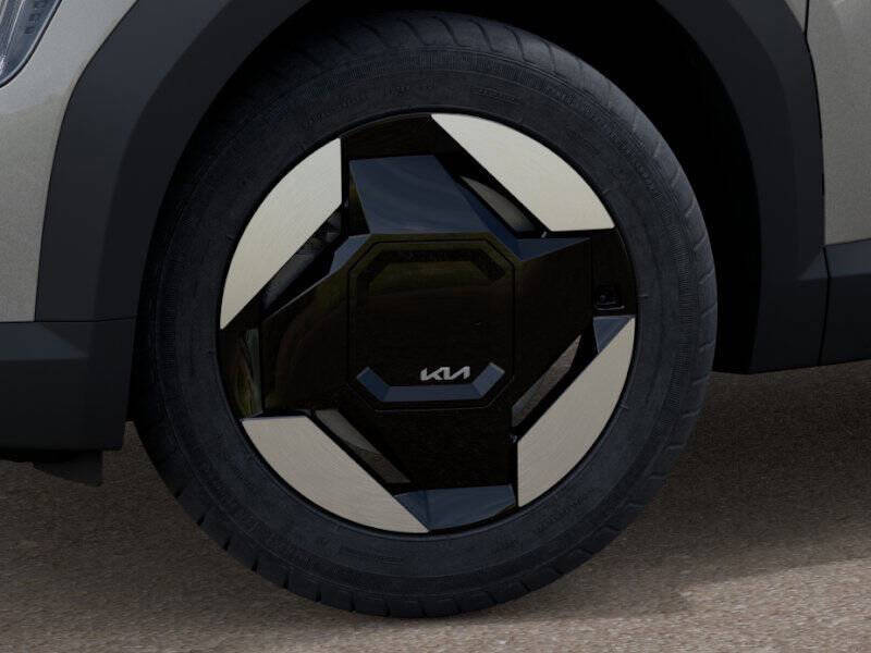 2026 Kia EV9 Light Long Range