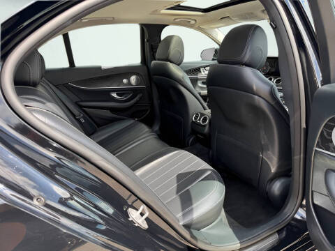 2017 Mercedes-Benz E-Class E 300 4MATIC