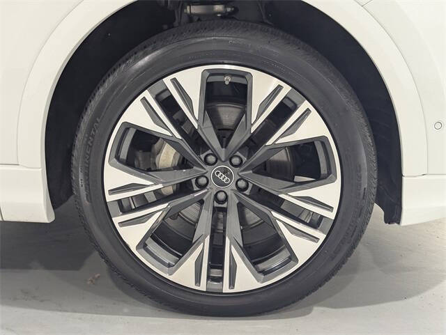 2024 Audi Q8 quattro Premium Plus 55 TFSI