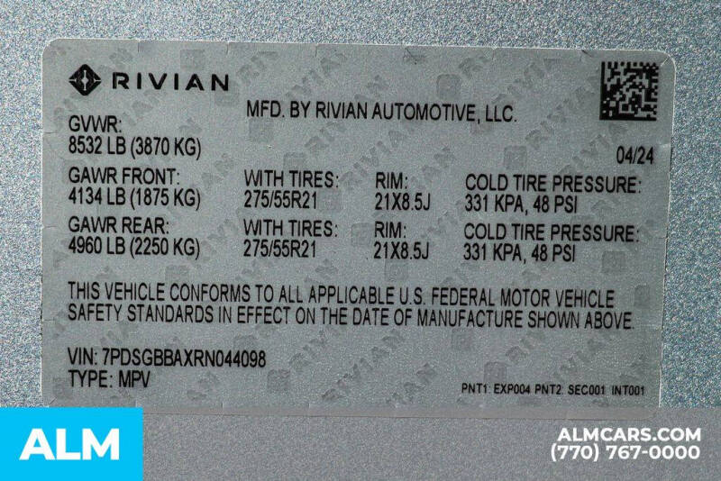 2024 Rivian R1S