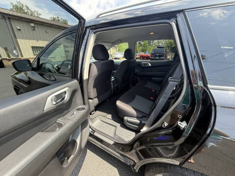 2019 Nissan Pathfinder SV