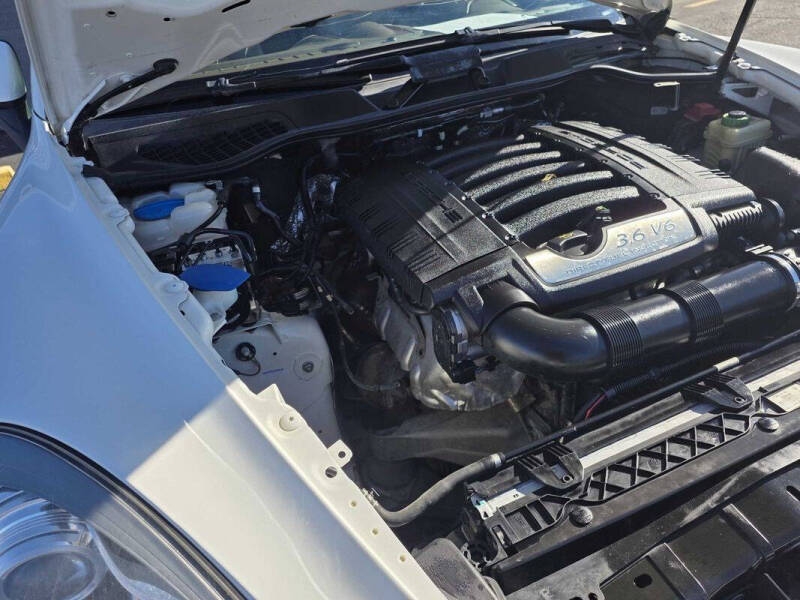 2012 Porsche Cayenne Tiptronic