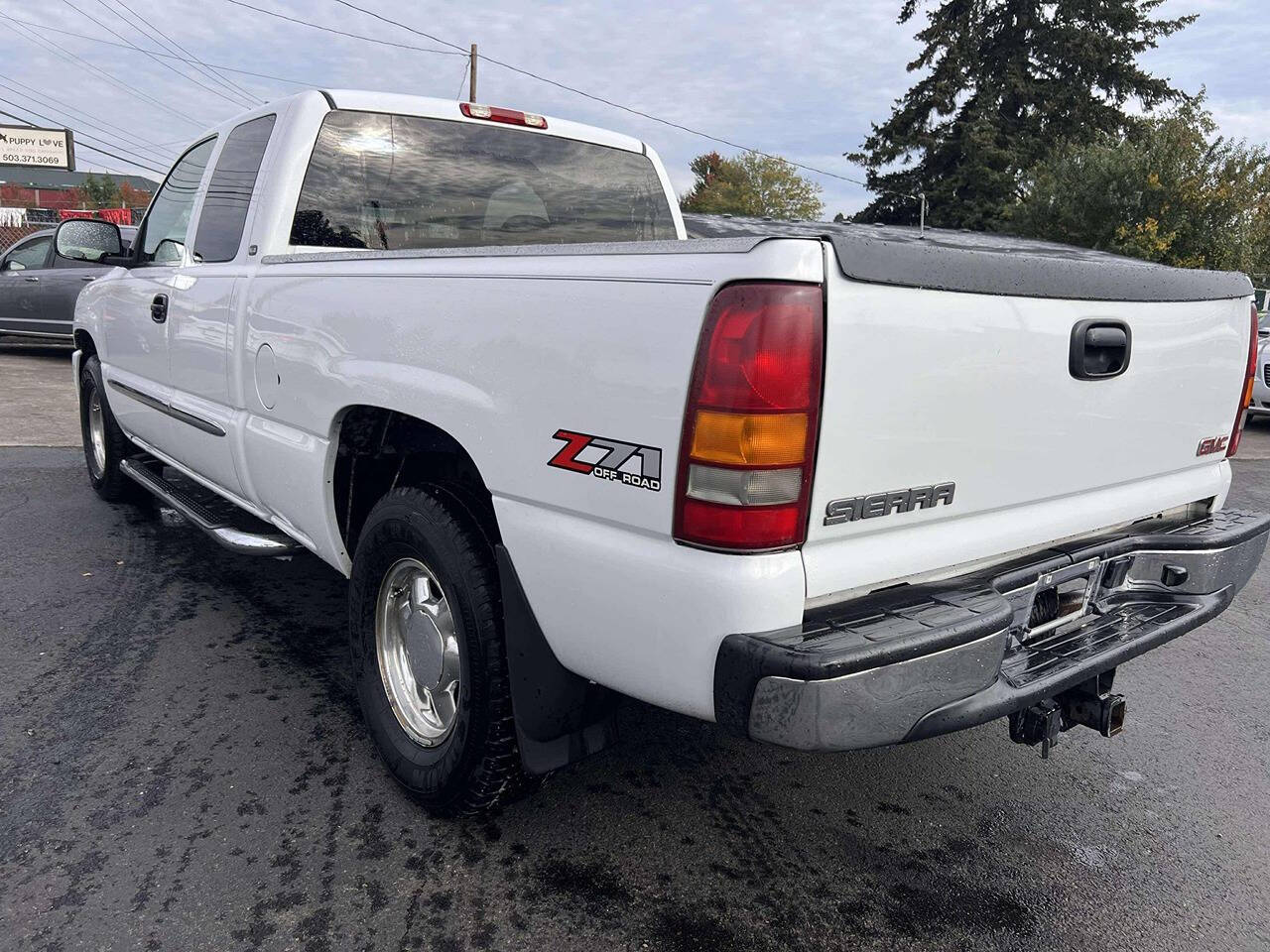 2003 GMC Sierra 1500 for sale at Bedrock Auto in Salem , OR