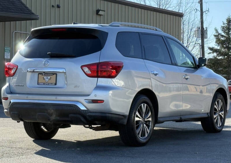 2017 Nissan Pathfinder SV