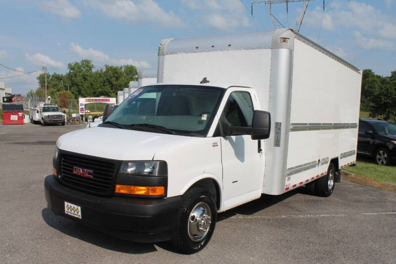 2018 GMC Savana for sale at KEEN AUTOMOTIVE in Clarksville TN