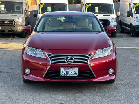 2013 Lexus ES 300h