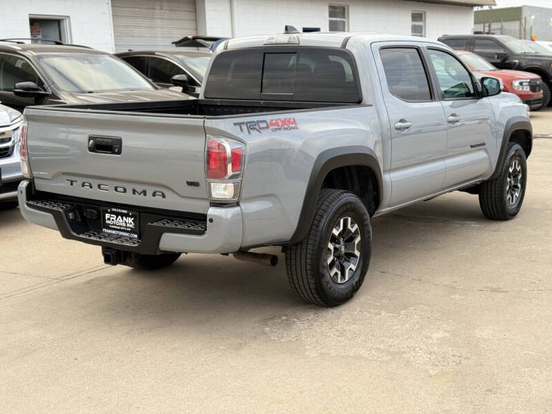 2021 Toyota Tacoma TRD Off-Road photo 3