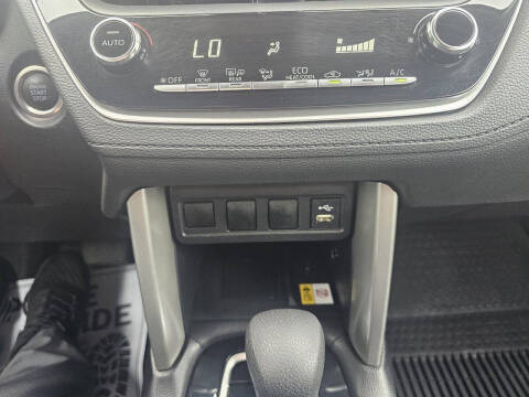 2022 Toyota Corolla Cross LE