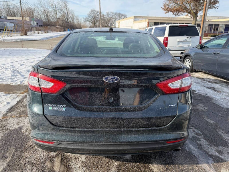 2014 Ford Fusion Energi SE