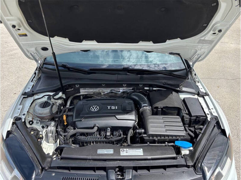 2017 Volkswagen Golf GTI S