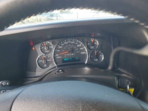 2023 Chevrolet Express 2500