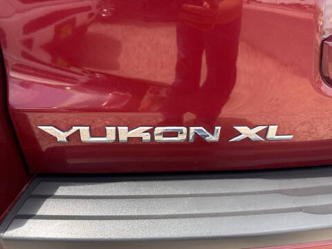 2017 GMC Yukon XL SLT