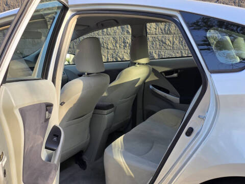 2010 Toyota Prius II