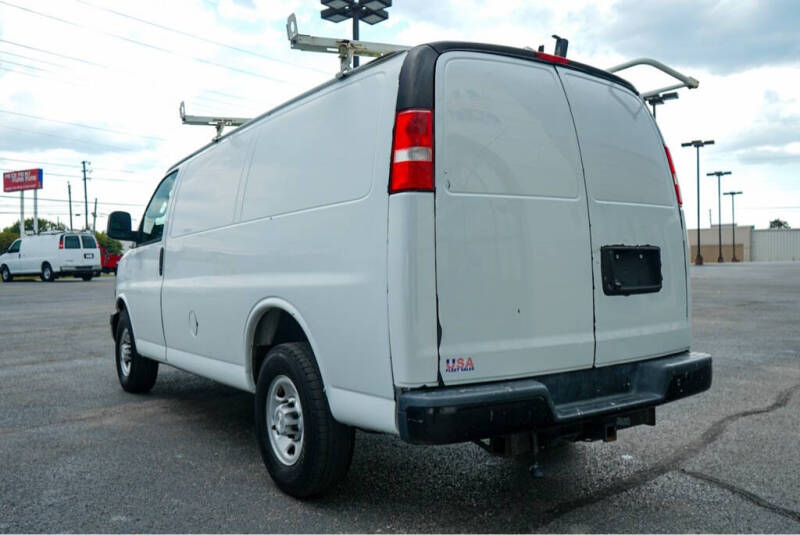 2018 Chevrolet Express 2500