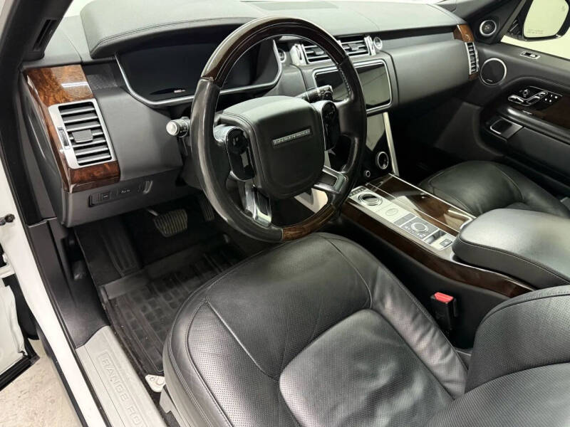 2020 Land Rover Range Rover P525 HSE