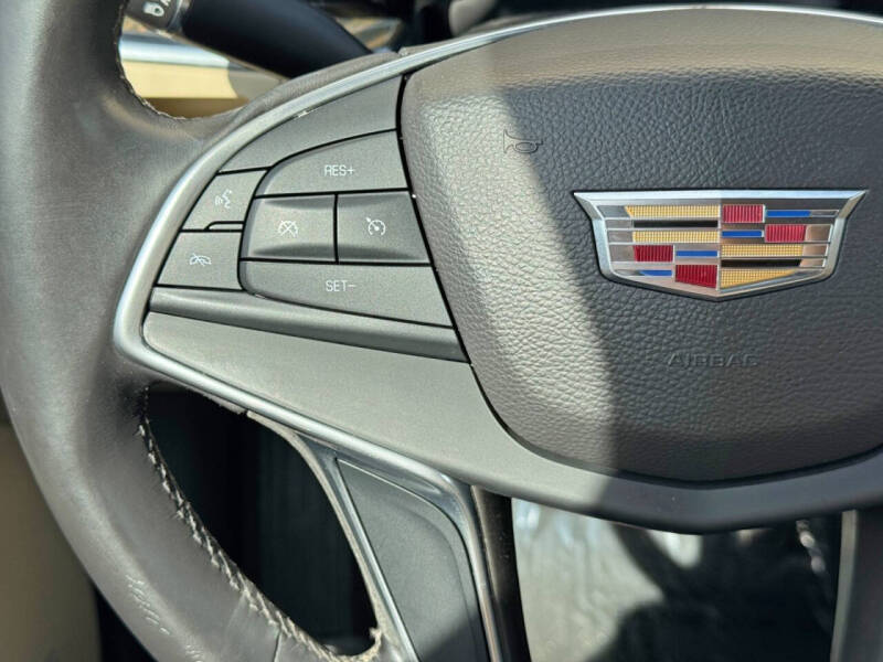 2017 Cadillac XT5