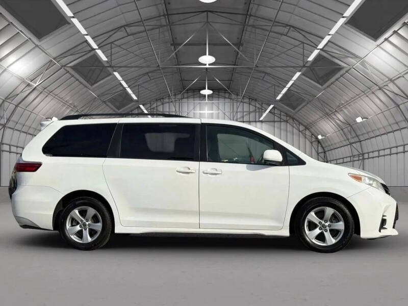 2020 Toyota Sienna