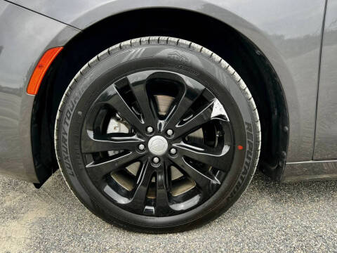 2016 Chrysler 200