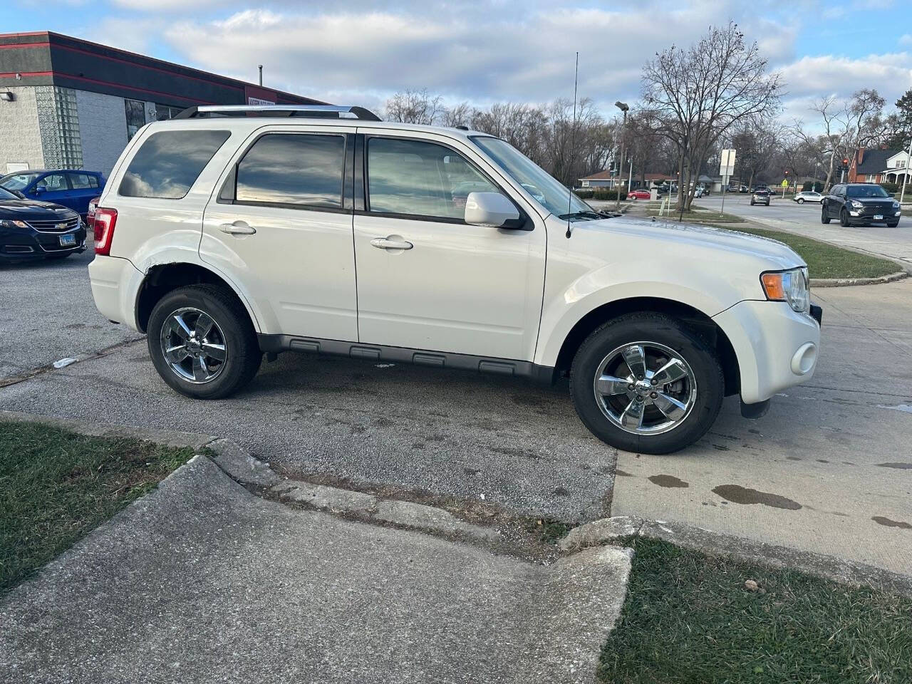 2009 Ford Escape for sale at Kassem Auto Sales in Park Forest, IL