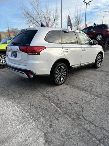 2020 Mitsubishi Outlander