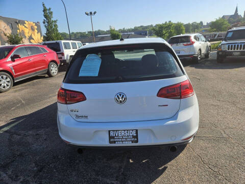 2017 Volkswagen Golf GTI S