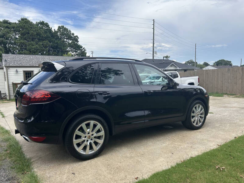 2014 Porsche Cayenne Platinum