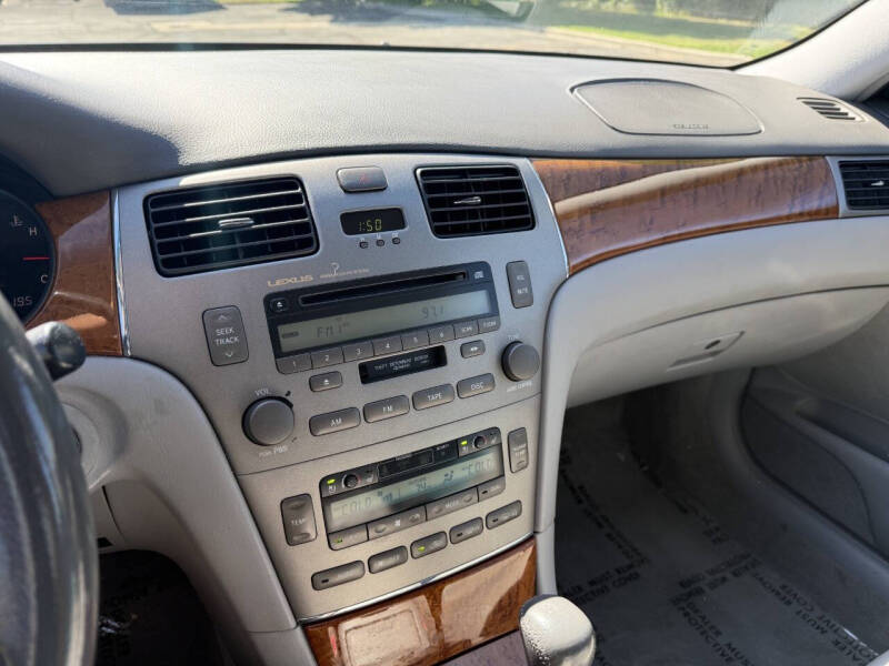 2005 Lexus ES 330