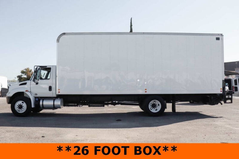 2017 International DuraStar 4300