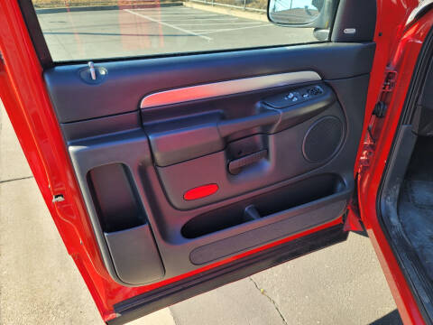 2005 Dodge Ram 1500 SRT-10