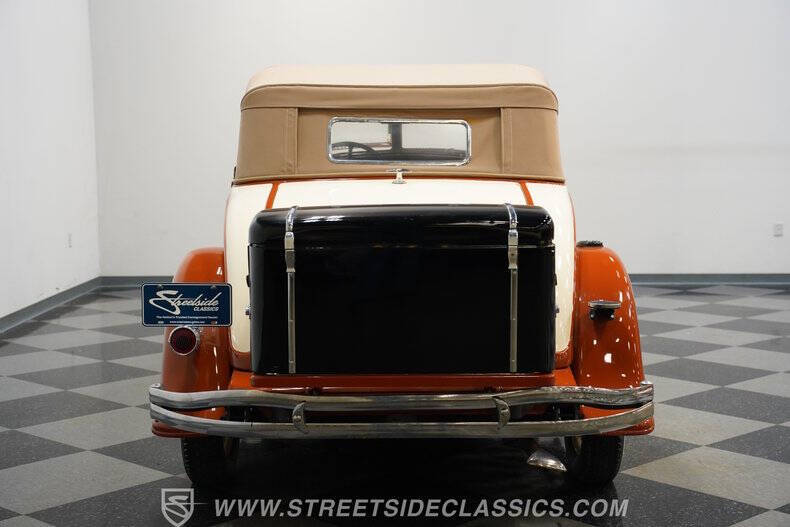 1932 Chrysler Cirrus