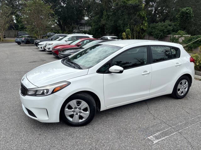 2017 Kia Forte5 LX