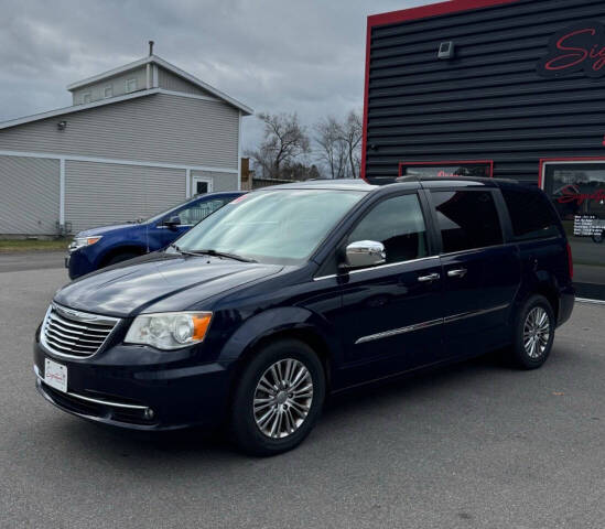 2014 Chrysler Town and Country for sale at SIGNATURE AUTOS LLC in Weston, WI