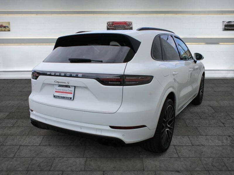 2020 Porsche Cayenne S