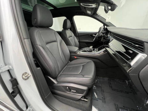 2022 Audi Q7 quattro Premium Plus 55 TFSI