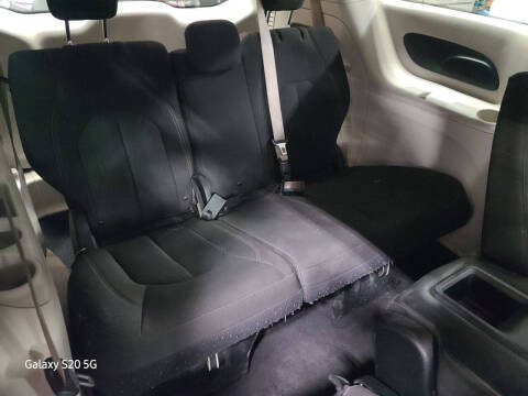 2017 Chrysler Pacifica LX