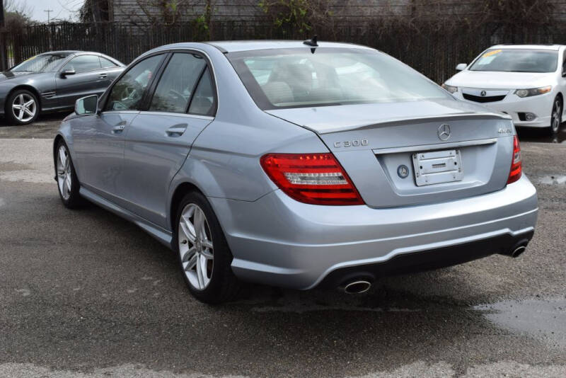 2013 Mercedes-Benz C-Class null photo 5