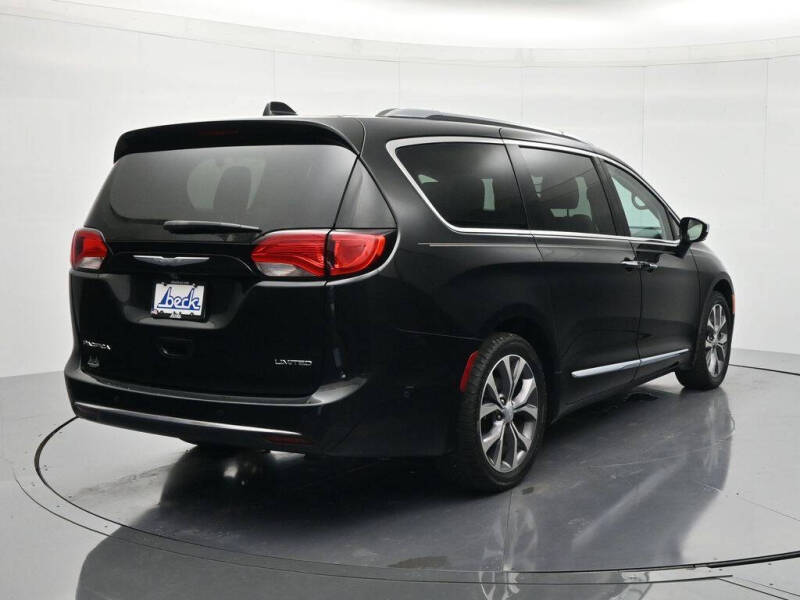 2017 Chrysler Pacifica Limited