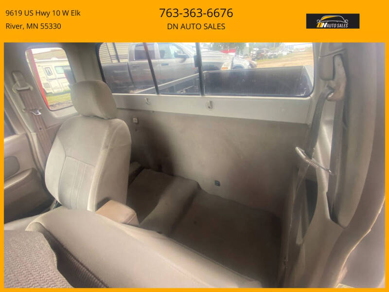 2003 Nissan Frontier XE