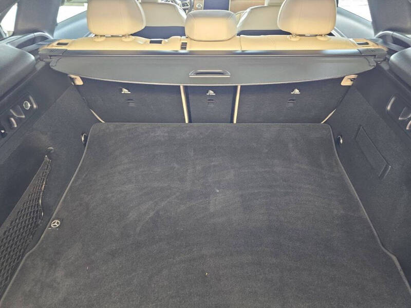 2023 Mercedes-Benz GLC GLC 300