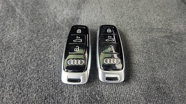 2024 Audi Q8 Sportback e-tron quattro Prestige S line