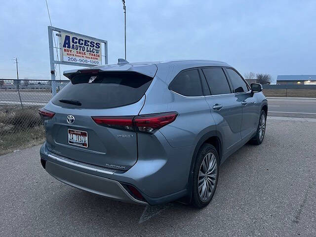 2021 Toyota Highlander Hybrid Platinum