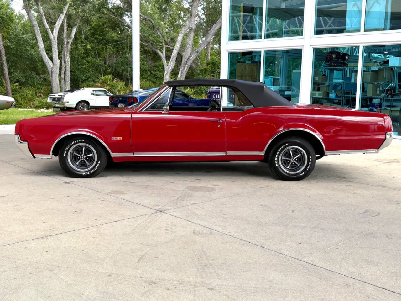 1967 Oldsmobile Cutlass Supreme 23