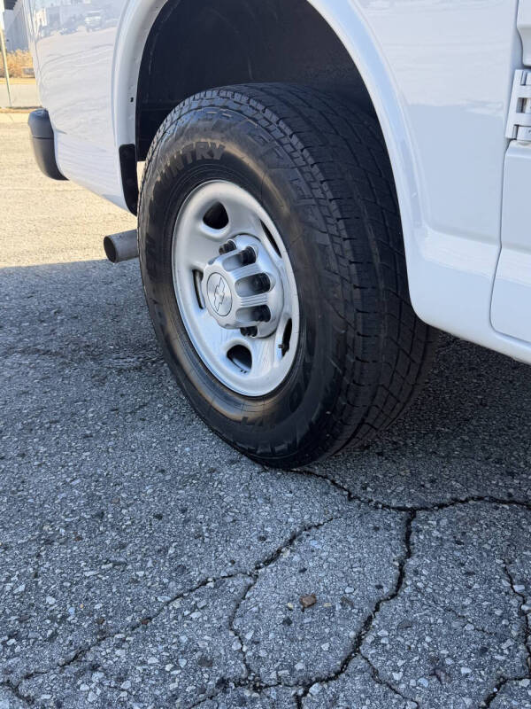 2019 Chevrolet Express 2500