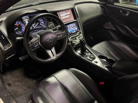 2017 Infiniti Q60 Red Sport 400