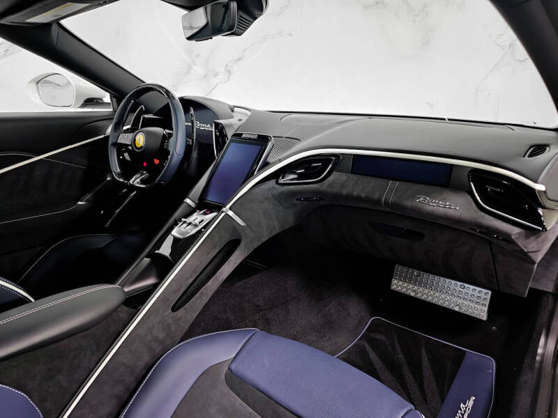 2025 Ferrari Roma Spider