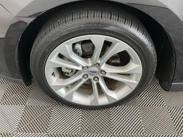 2013 Ford Taurus SEL