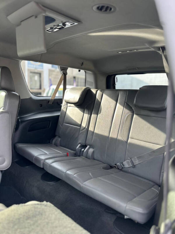 2015 Chevrolet Suburban LT