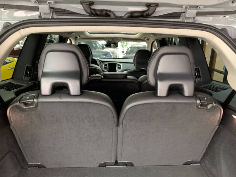 2025 Volvo XC90 B5 Core Bright Theme