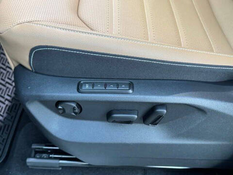 2026 Volkswagen Atlas Cross Sport SEL R-Line Black 4Motion