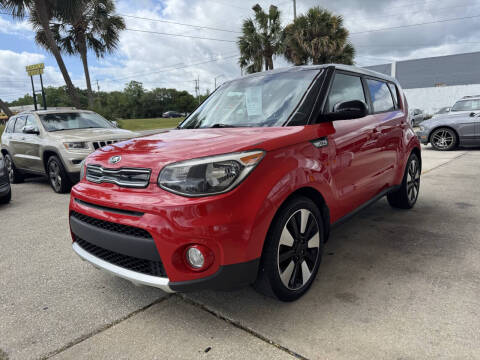 2017 Kia Soul +